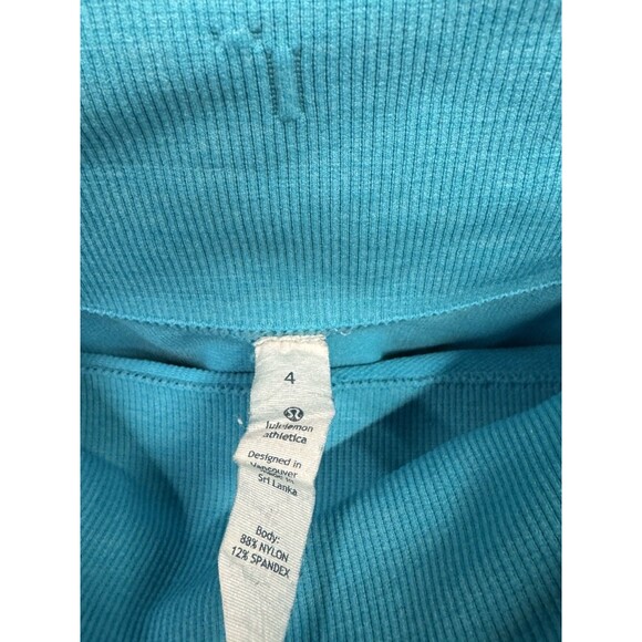 Lululemon In The Flow Crop II *Size 4* - Picture 6 of 6